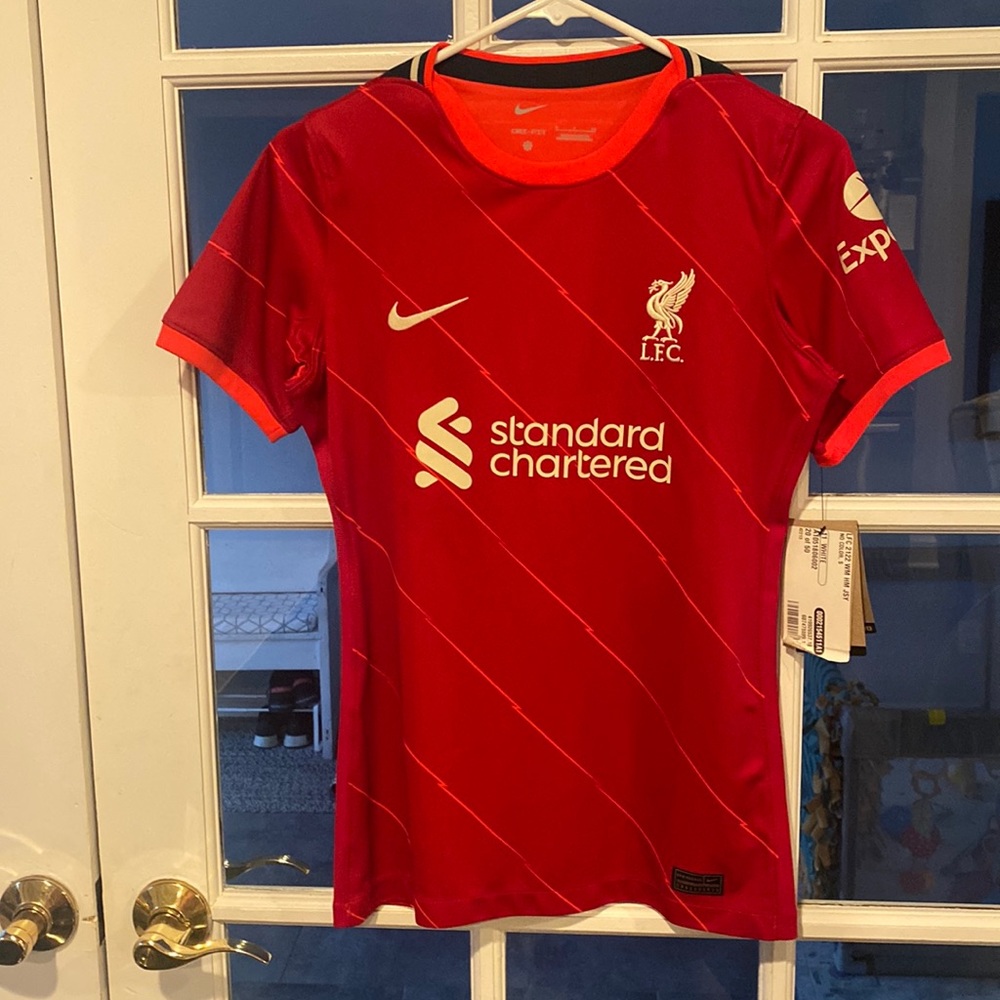Liverpool Home Jersey Nike Women’s size Small